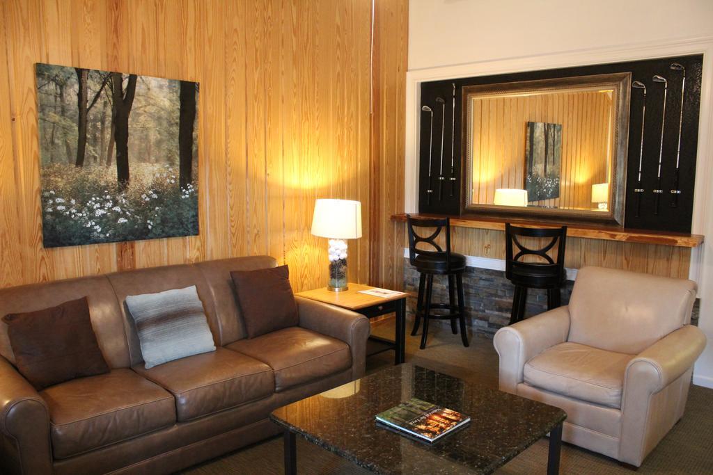Crown Colony Villas Lufkin Exterior photo